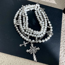 Carregar imagem no visualizador da galeria, Blessed With Pearls Necklace