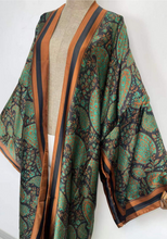 Load image into Gallery viewer, Praise the Paisley Kimono
