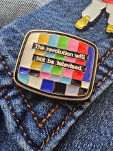 Indlæs billede til gallerivisning The Revolution Will Not Be Televised Enamel Pin