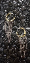 Cargar imagen en el visor de la galería, Chain Reaction Hoop Earrings