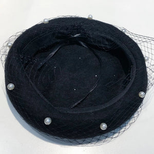 Parisian Pearl Beret with Veil