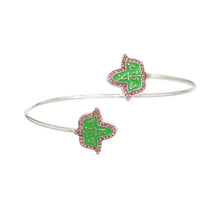 Carregar imagem no visualizador da galeria, Sorority Letters Clover Bracelet