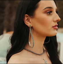 Carregar imagem no visualizador da galeria, Waterdrop Western Dangle Earrings