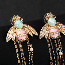 Load image into Gallery viewer, Lucky Bee Stud Earrings