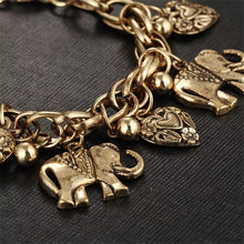 Indlæs billede til gallerivisning Elephant Walk Charm Bracelet