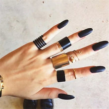 Load image into Gallery viewer, Black Stack Midi Ring Set