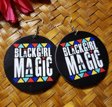 Carregar imagem no visualizador da galeria, Black Girl Magic Message Earrings