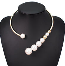 Load image into Gallery viewer, Pearlscape Necklace