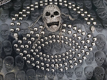 Cargar imagen en el visor de la galería, Skull Couture Handbag