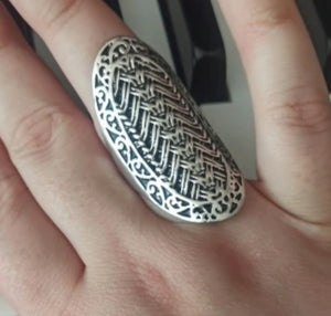 Artifact Knuckle Ring