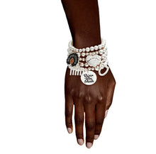 Laden Sie das Bild in den Galerie-Viewer, Black Girl Magic Charm Bracelet Stack-Metallic