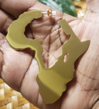 Indlæs billede til gallerivisning 3D Africa Hoop Earrings