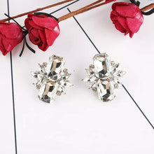 Load image into Gallery viewer, Michelle Stud Earrings