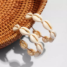 Load image into Gallery viewer, Porcellana Cowrie Hoop Earrings &amp; Cuff Set